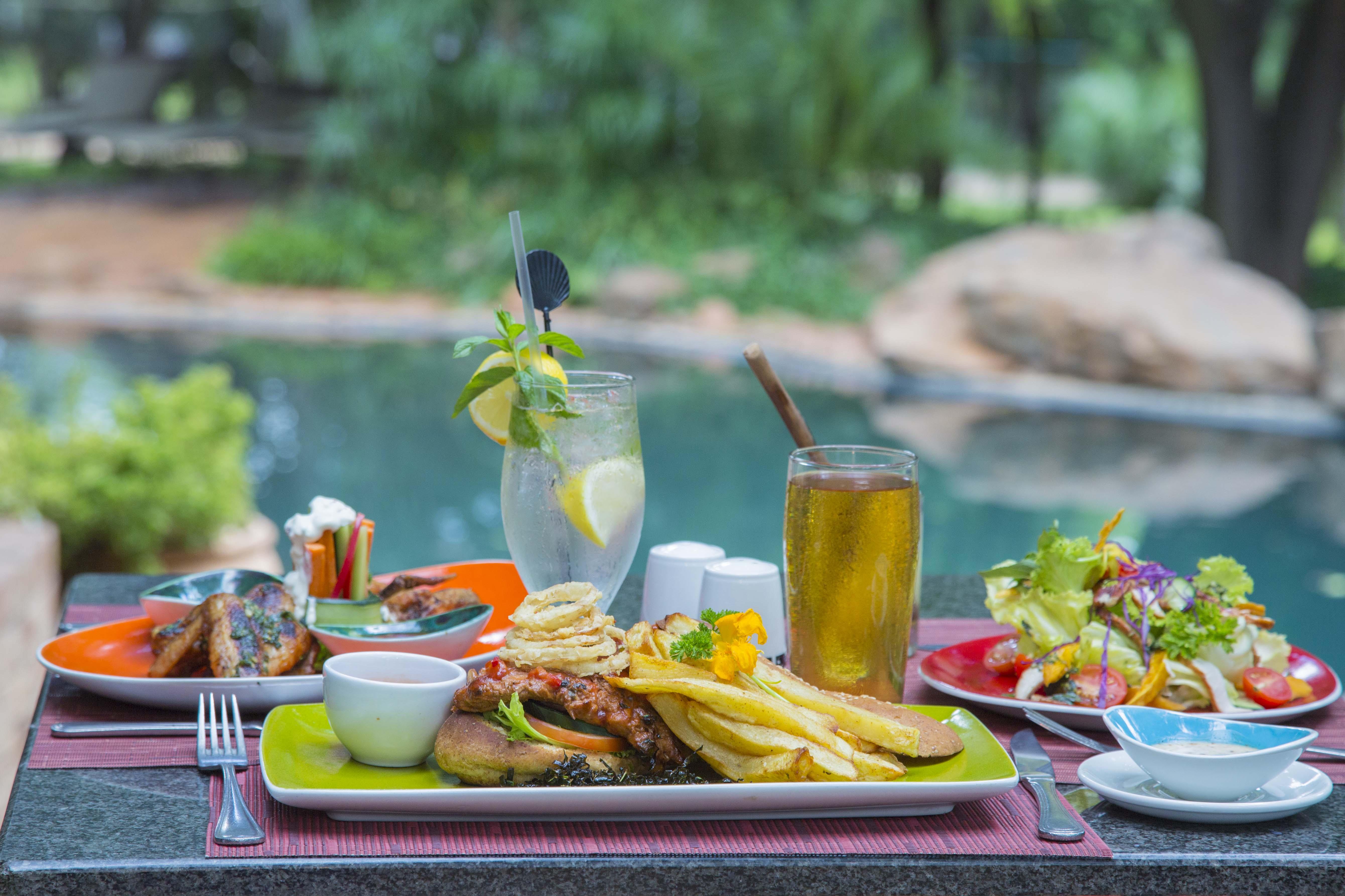 โลคูธูลา ลอดจ์ Bed & Breakfast วิกตอเรียฟอลส์ ภายนอก รูปภาพ