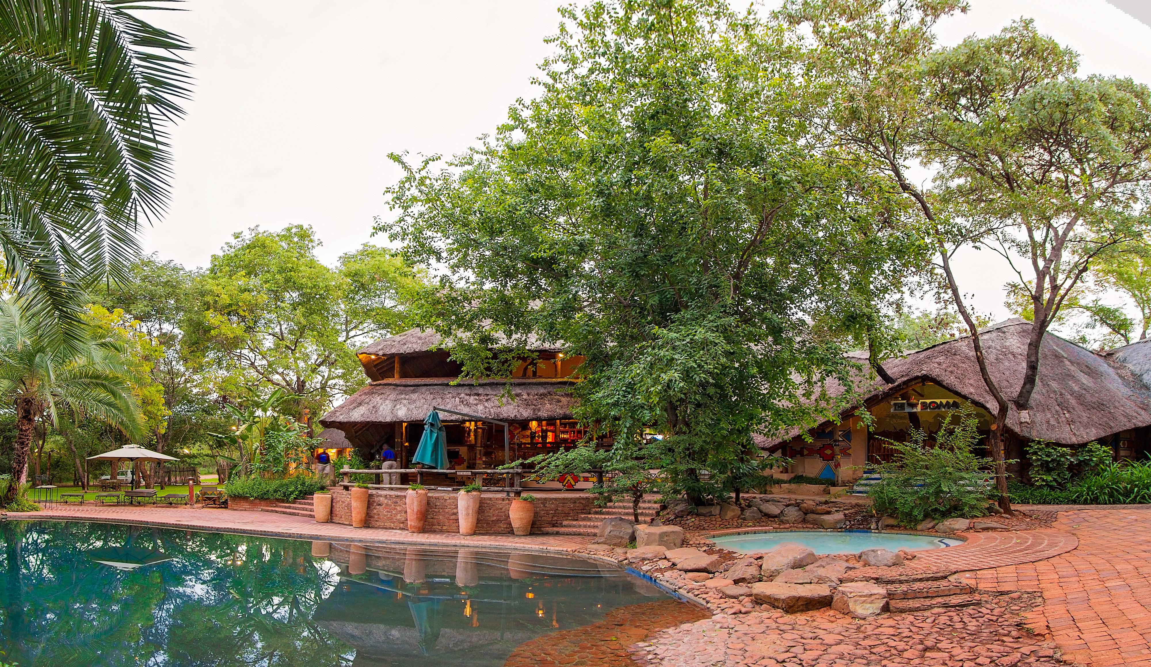 โลคูธูลา ลอดจ์ Bed & Breakfast วิกตอเรียฟอลส์ ภายนอก รูปภาพ