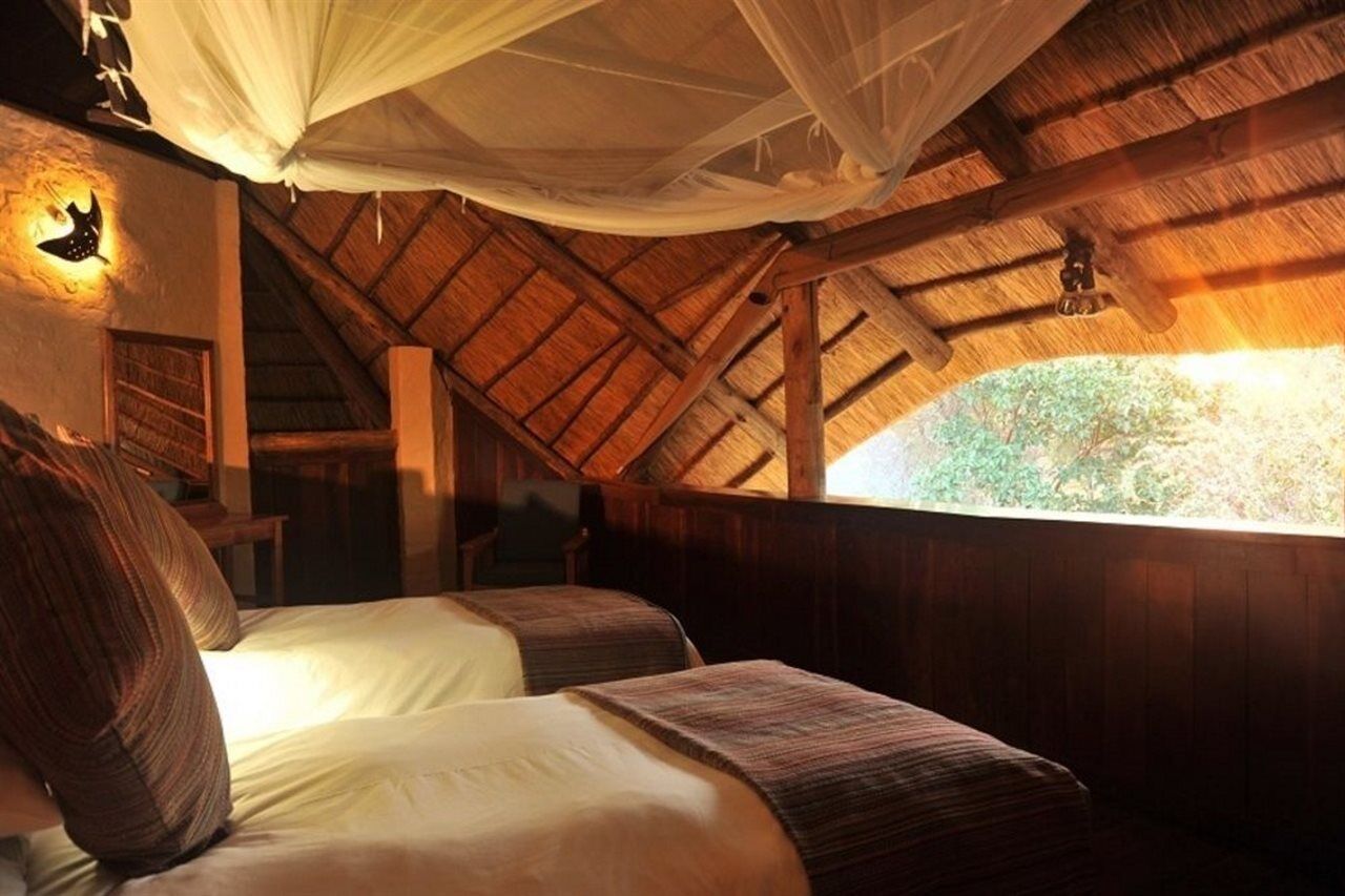 โลคูธูลา ลอดจ์ Bed & Breakfast วิกตอเรียฟอลส์ ภายนอก รูปภาพ